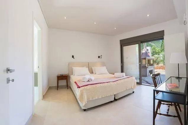 Lägenhet Eucalyptus -- Agios Ioannis Beachfront