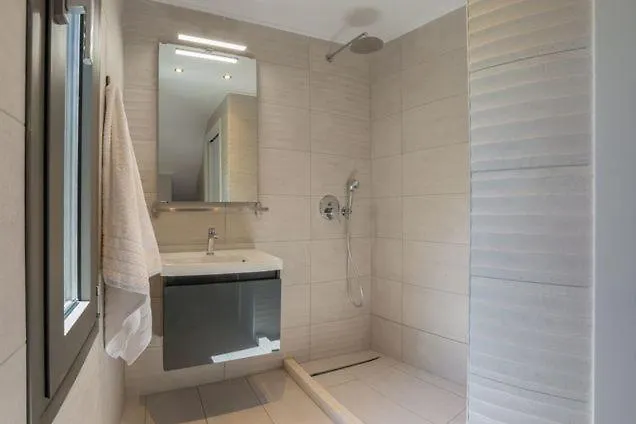 Eucalyptus -- Agios Ioannis Beachfront * Agios Ioannis (Lefkada)