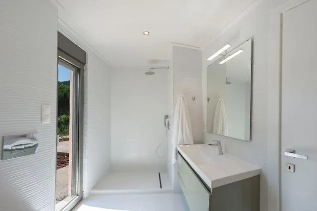 Eucalyptus -- Agios Ioannis Beachfront Lägenhet *